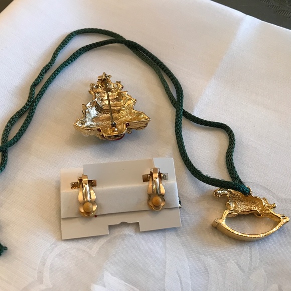 Christmas Jewelry - Picture 2 of 3